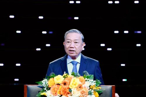 Tổng Bí thư Tô Lâm dự chương trình 'Hồ Chí Minh - Hành trình khát vọng 2025'