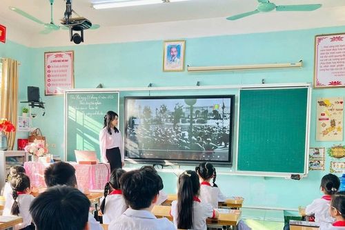 Giám đốc sở, chủ tịch xã được trao quyền bổ nhiệm, thay đổi vị trí việc làm đối với nhà giáo