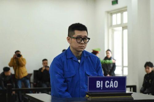 Ba luật sư bào chữa cho kẻ đánh phụ nữ trong chung cư Sky Central đều không đến tòa