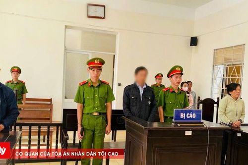 Một phút vượt xe, một đời ân hận