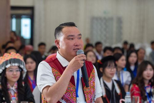 Câu chuyện số từ bản làng của học sinh, sinh viên, thanh niên dân tộc thiểu số