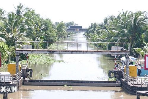 An Giang vận hành Cống âu thuyền Vàm Bà Lịch cắt đỉnh triều, ngăn mặn xâm nhập