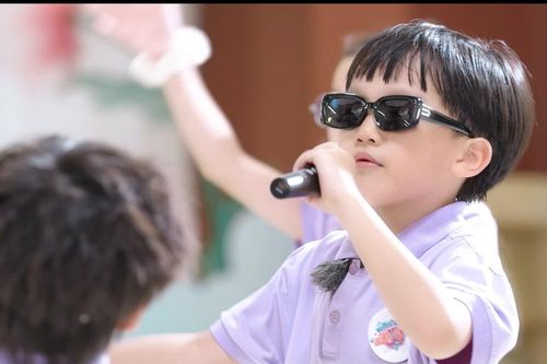 Lần đầu tiên 9 sao nhí của Vbiz góp mặt trong một sản phẩm âm nhạc
