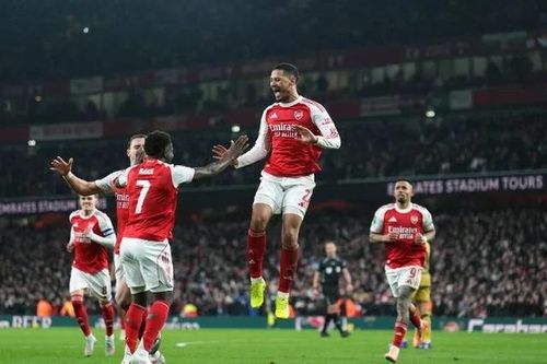 William Saliba thắp lên giấc mơ ăn bốn cho Arsenal