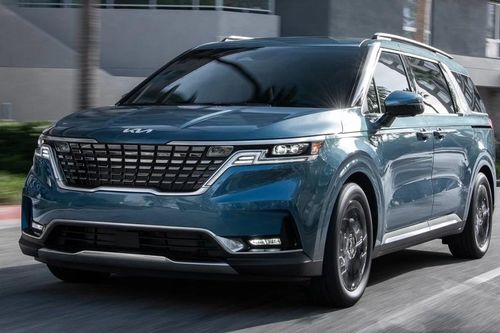 Kia bị kiện vì cửa trượt điện xe Carnival