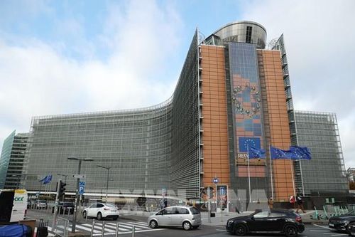 EU giảm dần nhập khẩu từ Nga
