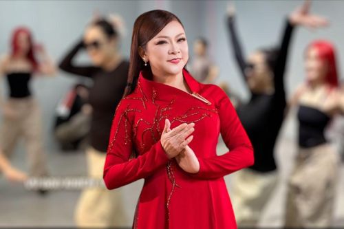 Clip ca sĩ Như Quỳnh nhảy như dancer chuyên nghiệp ở tuổi U60 khiến dân tình rần rần