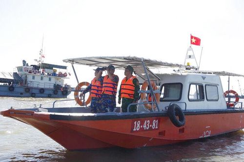 Chốt chặn trên tuyến biên giới