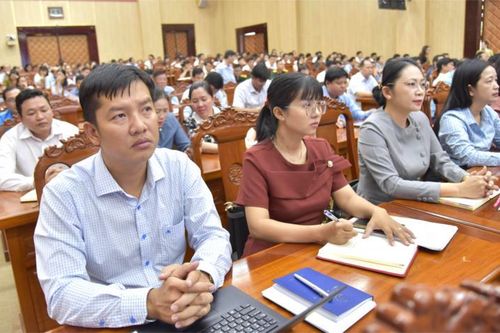 350 đại biểu được tập huấn công tác bảo vệ nền tảng tư tưởng của Đảng