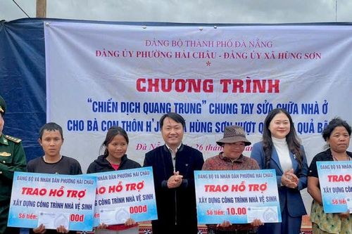 Phường Hải Châu hỗ trợ 700 triệu đồng giúp xã Hùng Sơn thực hiện Chiến dịch Quang Trung