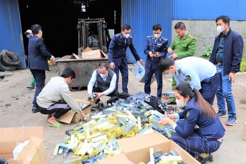 Chi cục Quản lý thị trường tổ chức tiêu hủy tài sản