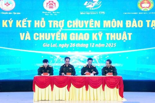 Hội nghị khoa học kỷ niệm 60 năm Ngày truyền thống Bệnh viện Quân y 211