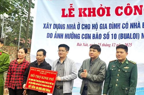 Bát Xát khởi công xây nhà cho hộ bị thiệt hại do bão số 10
