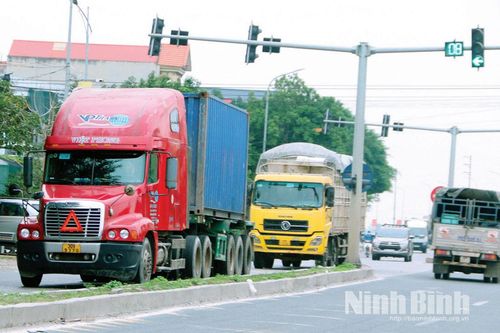 Khắc phục những bất cập về hạ tầng, bảo đảm an toàn giao thông