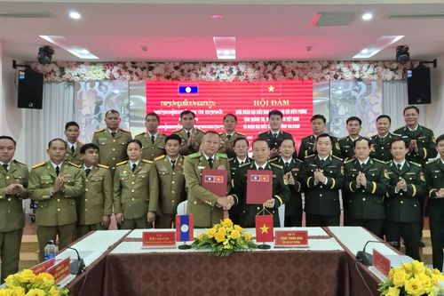 Thắt chặt hợp tác, giữ vững an ninh biên giới Quảng Trị - Salavan