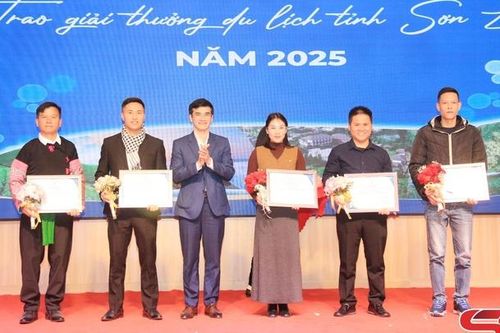Trao giải các cuộc thi du lịch Sơn La năm 2025