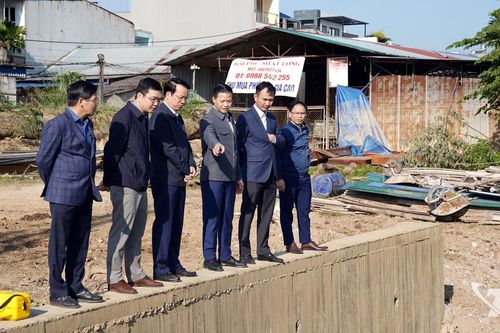 Đồng chí Vương Quốc Tuấn: Phấn đấu cơ bản hoàn thành dự án chống ngập khu vực phường Phan Đình Phùng trước Tết Nguyên đán