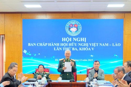 Vun đắp tình hữu nghị vĩ đại Việt Nam - Lào qua kênh đối ngoại nhân dân
