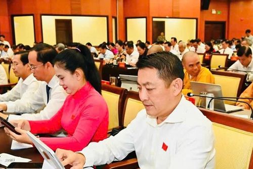 HĐND thành phố Hồ Chí Minh thông qua 31 nghị quyết quan trọng tại Kỳ họp thứ Bảy