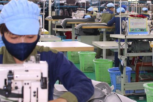 'Hơi nóng' thuế quan có chặn cơ hội tăng trưởng ngành dệt may năm 2026?