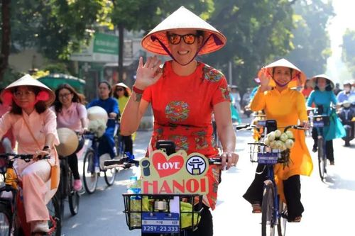 Chi phí vui chơi Hà Nội vào top rẻ nhất thế giới