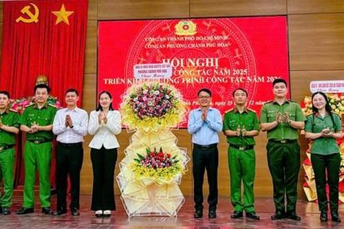 Công an phường Chánh Phú Hòa: Phát huy tinh thần trách nhiệm, nỗ lực hoàn thành mọi nhiệm vụ