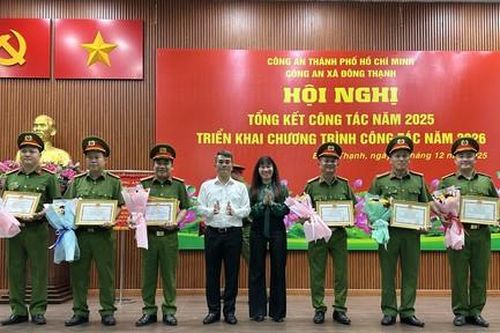 Công an xã Đông Thạnh: Tấn công mạnh các loại tội phạm, quyết tâm giữ vững bình yên địa bàn