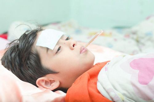 Trẻ tiêm vaccine viêm não Nhật Bản nhưng vẫn mắc, bác sĩ chỉ sai lầm từ bố mẹ