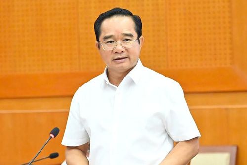 Chủ tịch phường, xã, đặc khu ở TP.HCM được duyệt dự án dưới 240 tỷ đồng