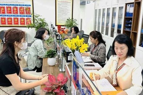 Đưa cán bộ về cơ sở, nâng hiệu lực chính quyền