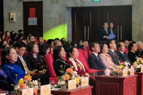 Hơn 116 tỷ đồng hỗ trợ trẻ em tại chương trình 'Mùa xuân cho em' lần thứ 19