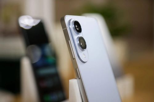 Phá đường dây sản xuất smartphone 'Made in Vietnam' giả tại Ấn Độ