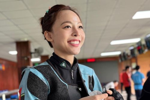 'Hoa khôi bắn súng' đính chính tin đồn tình cảm