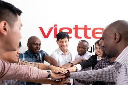 Viettel Global và Viettel Campuchia được vinh danh Anh hùng Lao động