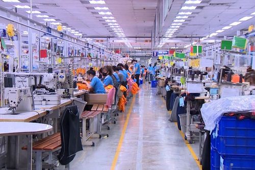 Xuất hiện mức thưởng Tết lên đến 1,8 tỉ đồng