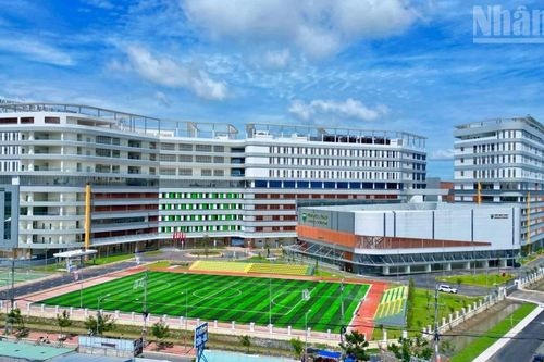 Thành phố Hồ Chí Minh thực hiện quyết sách giảm tải hạ tầng cho ngành y tế