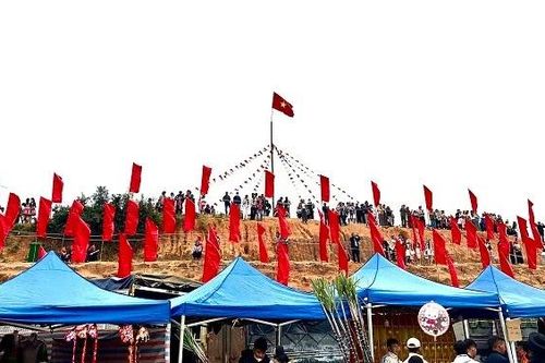 Sôi nổi Ngày hội văn hóa các dân tộc xã vùng cao Tìa Dình