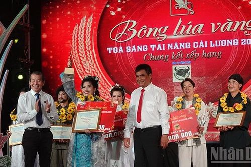 Thí sinh Hồng Toán giành Quán quân cuộc thi Bông lúa vàng 2025