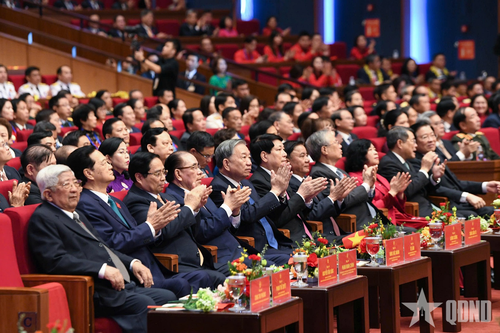Khai mạc trọng thể Đại hội Thi đua yêu nước toàn quốc lần thứ XI