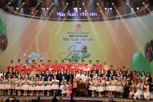 Chương trình 'Mùa xuân cho em' lần thứ 19 tiếp nhận hơn 116 tỷ đồng cho trẻ em có hoàn cảnh khó khăn