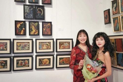 Họa sĩ Đào Yến Quỳnh: Những lớp sơn của tuổi trẻ, gia đình và một 'nhịp' không hề lỡ