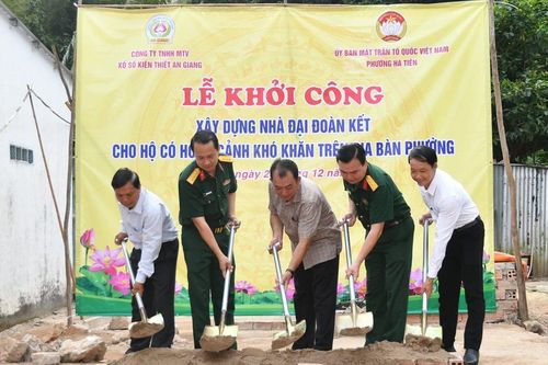 An Giang khởi công 10 căn nhà Đại đoàn kết cho người dân khó khăn