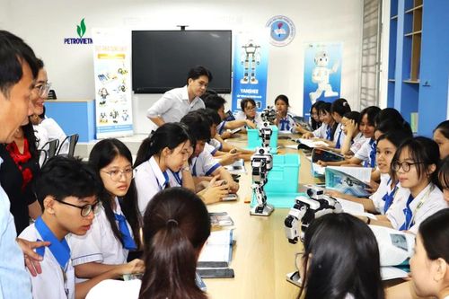 'Trường học thông minh' ở vùng sâu Cà Mau