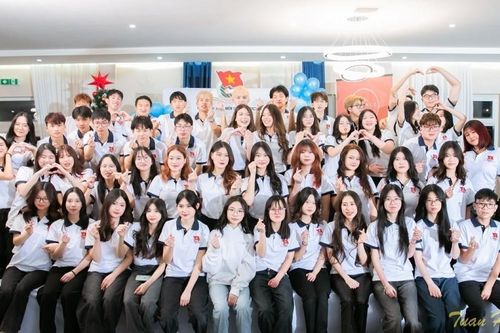 Tiếp nối ước mơ, gắn kết thế hệ trẻ người Việt tại TP. Tachov