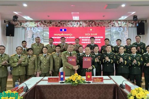 Đẩy mạnh hợp tác, giữ vững an ninh biên giới Quảng Trị - Salavan