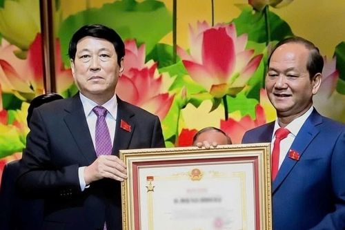 Doanh nhân Nguyễn Việt Cường vinh dự được Chủ tịch nước phong tặng danh hiệu Anh hùng Lao động