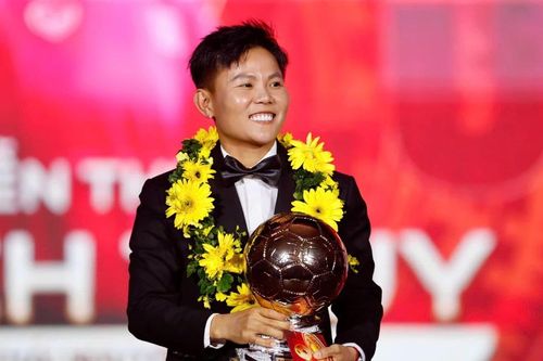 Quả bóng Vàng nữ 2025 Nguyễn Bích Thùy: Cái kết đẹp cho nữ chiến binh