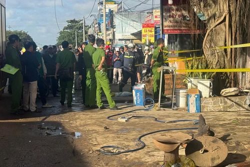 Phó Chủ tịch tỉnh Đắk Lắk kiểm tra hiện trường vụ cháy