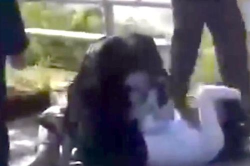 Chủ tịch tỉnh Gia Lai chỉ đạo xử nghiêm vụ học sinh đánh nhau, quay video đăng lên mạng xã hội