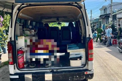 Điều tra vụ người đàn ông tử vong trong tư thế úp mặt xuống sàn nhà